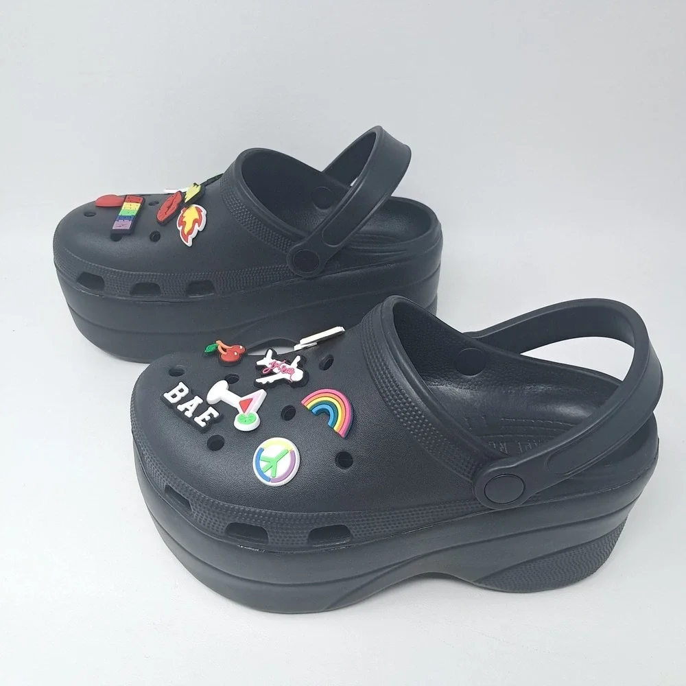Cape Robbin Gardener-2 Chunky Platform Clogs Charms Black Size 7 Y2K Festival